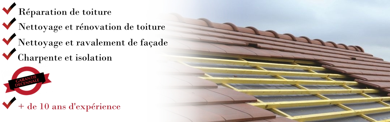 Artisan couvreur travaillant sur une toiture à Beauvais, réalisation de travaux de couverture