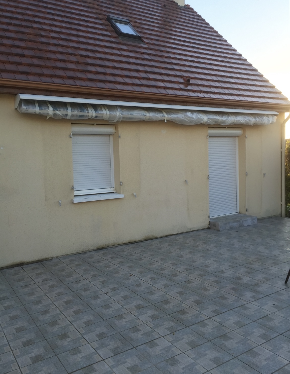 Coloration tuiles et ravalement de facade beauvais 60000